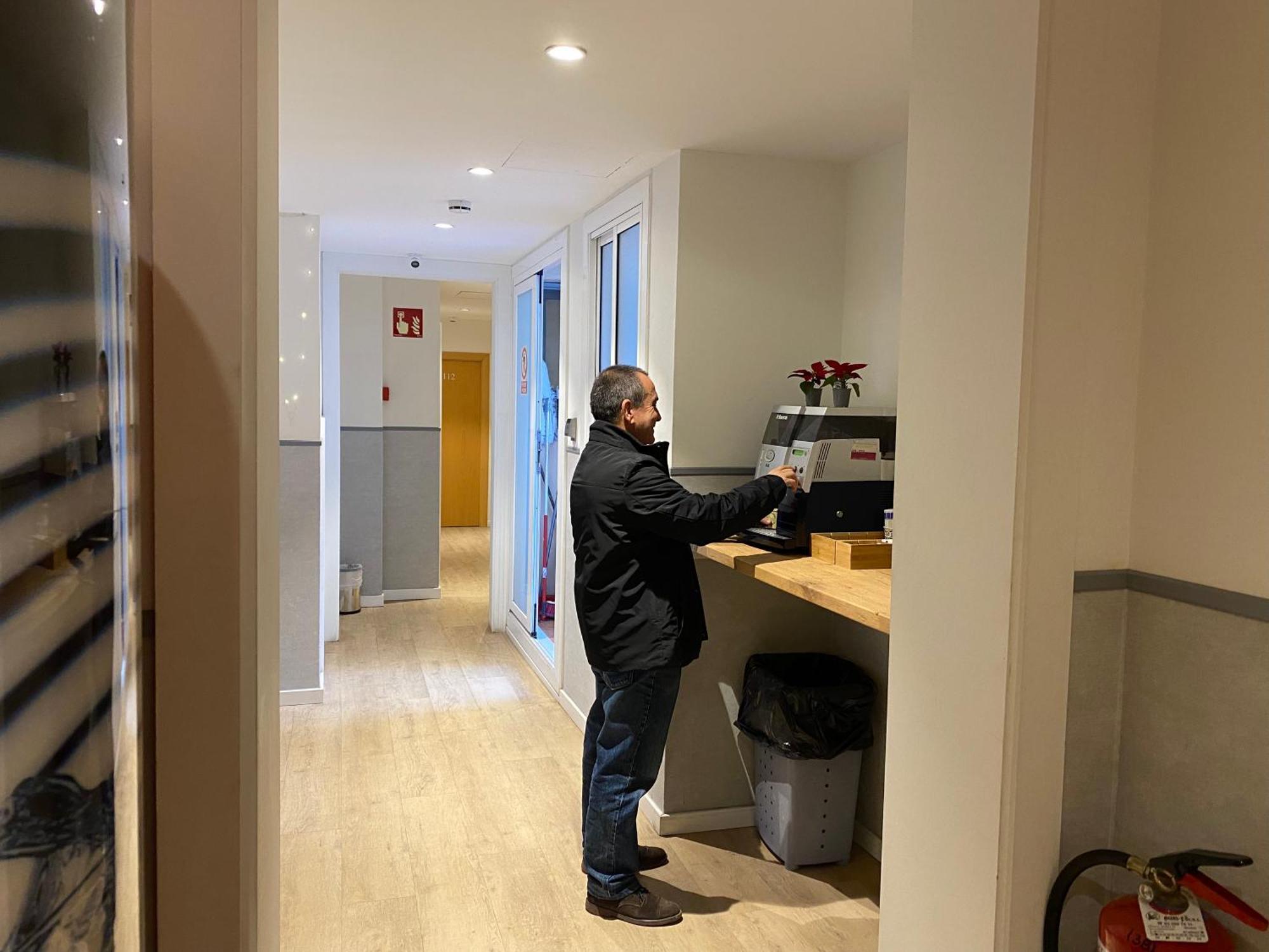 Hostal Bestprice Barcelona Stadium Екстериор снимка