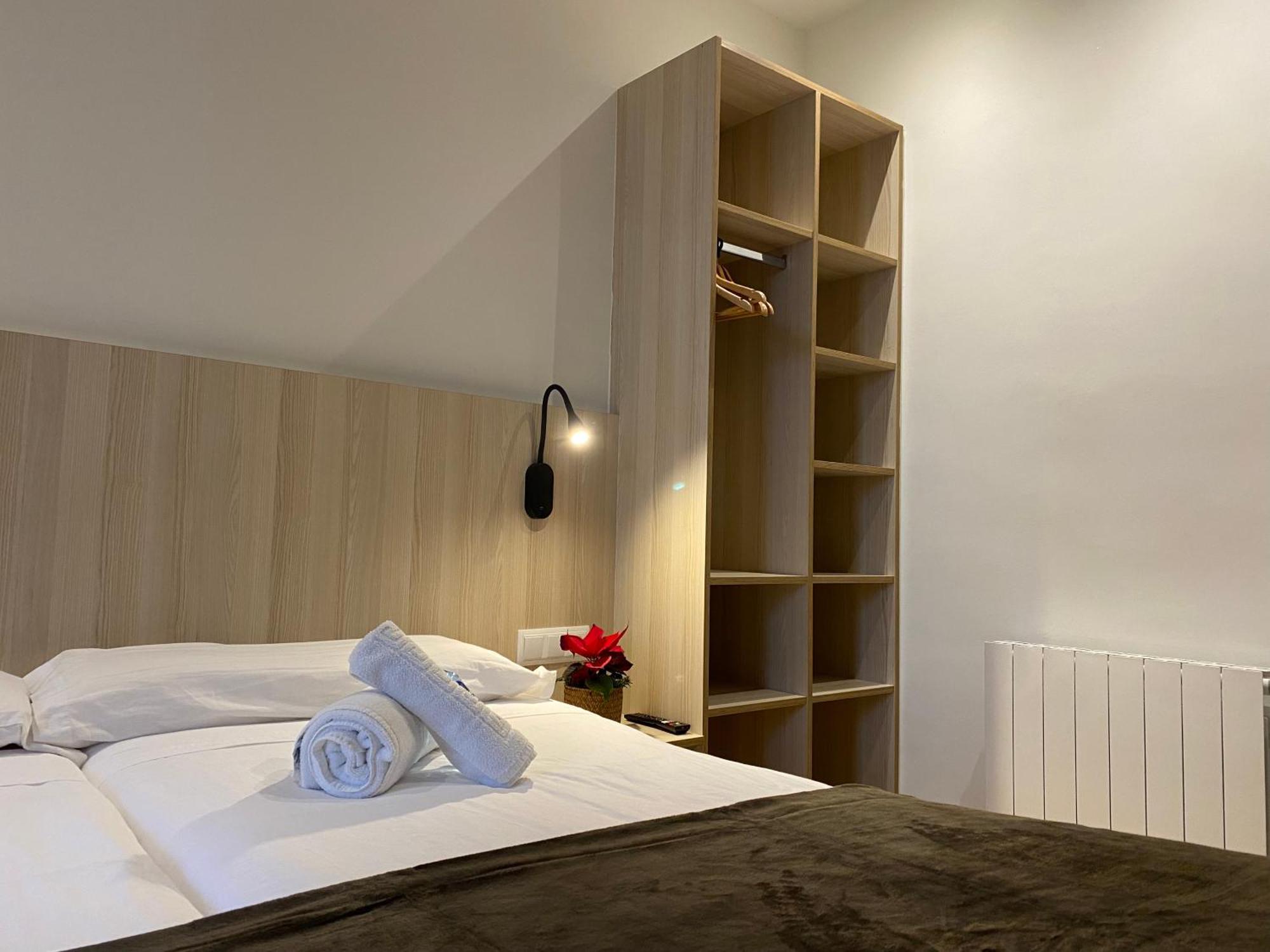 Hostal Bestprice Barcelona Stadium Екстериор снимка