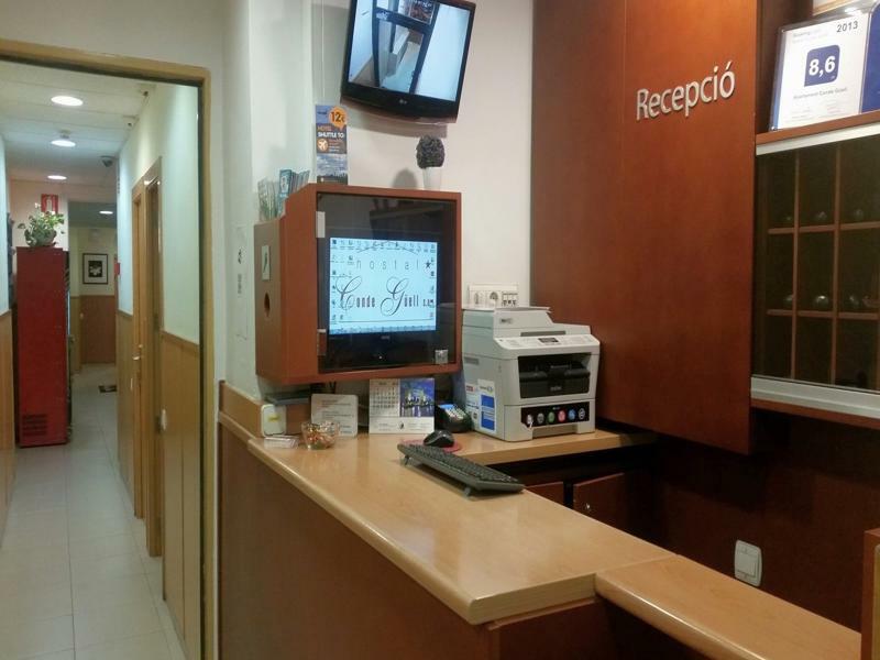 Hostal Bestprice Barcelona Stadium Екстериор снимка