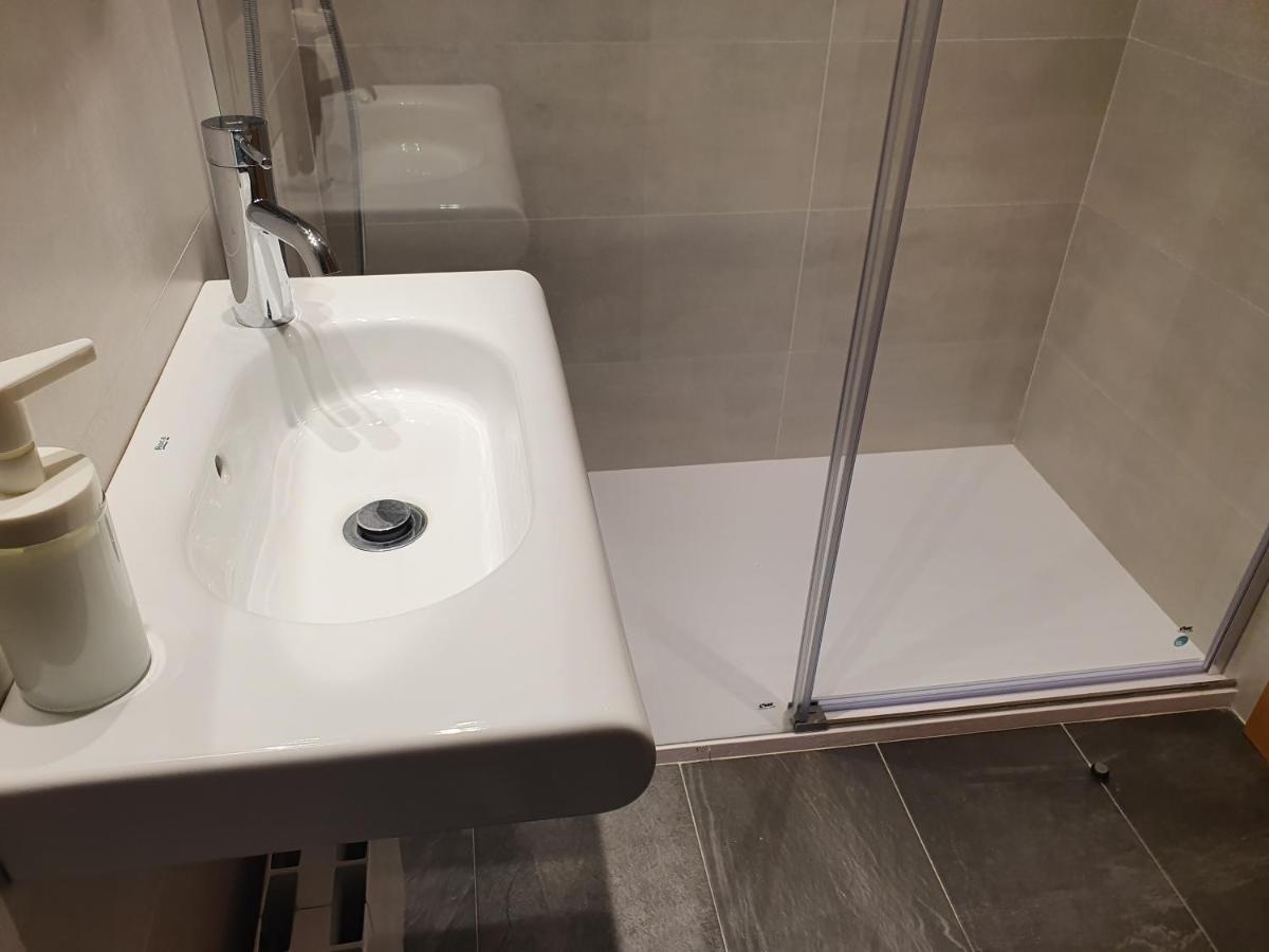 Hostal Bestprice Barcelona Stadium Екстериор снимка