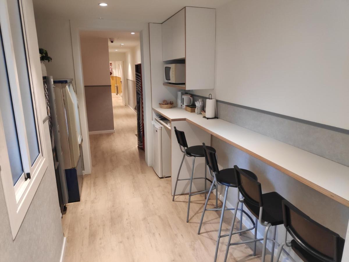 Hostal Bestprice Barcelona Stadium Екстериор снимка